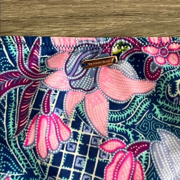 Victoria’s Secret Bikini Bottom Swim - Picture 4 of 5